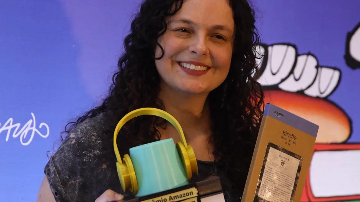 Autora Marcella Rossetti é vencedora da segunda edição do Prêmio Amazon de Literatura Jovem | Foto: Amazon/Divulgação